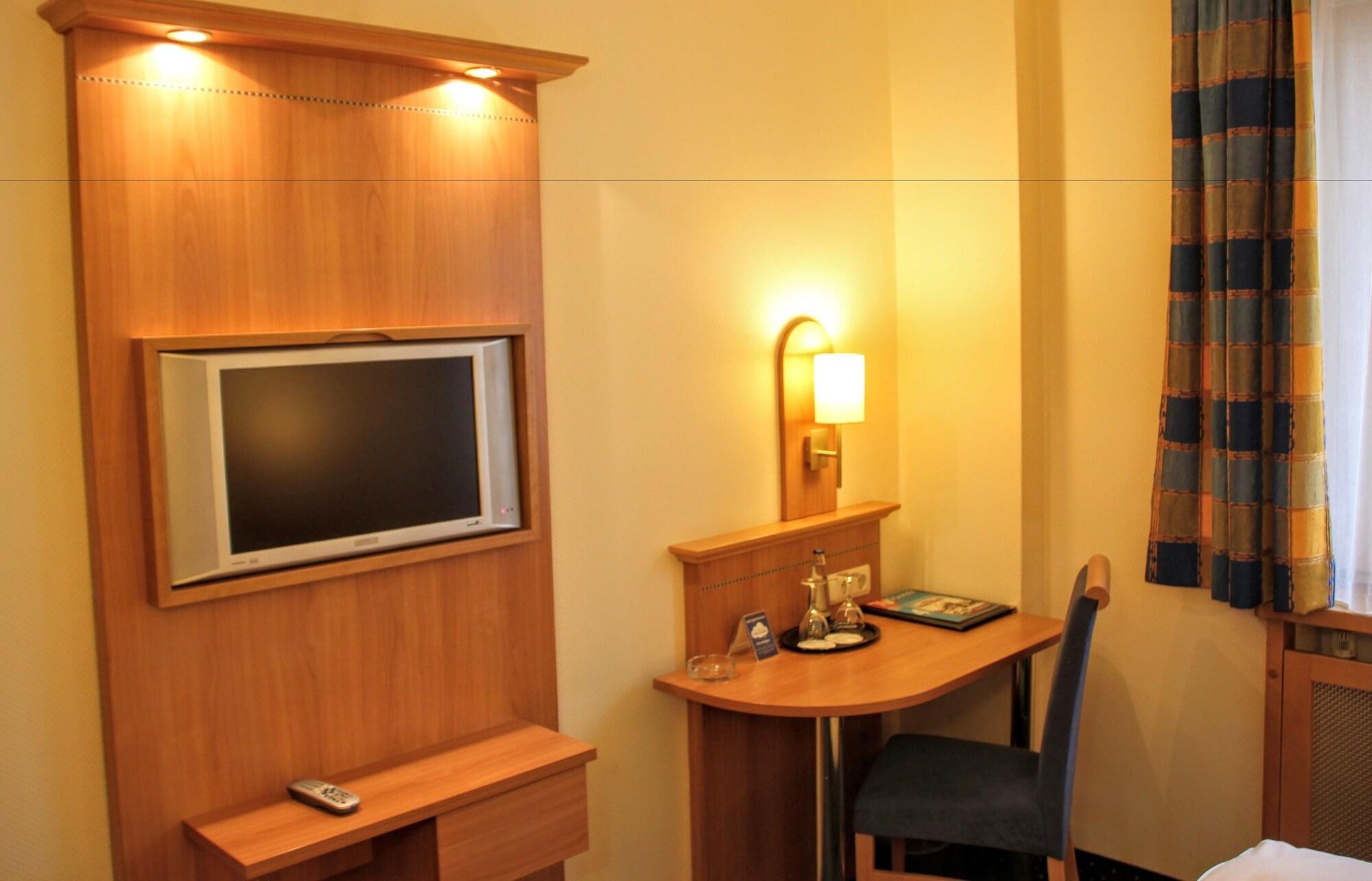 Daniel Hotel 3*